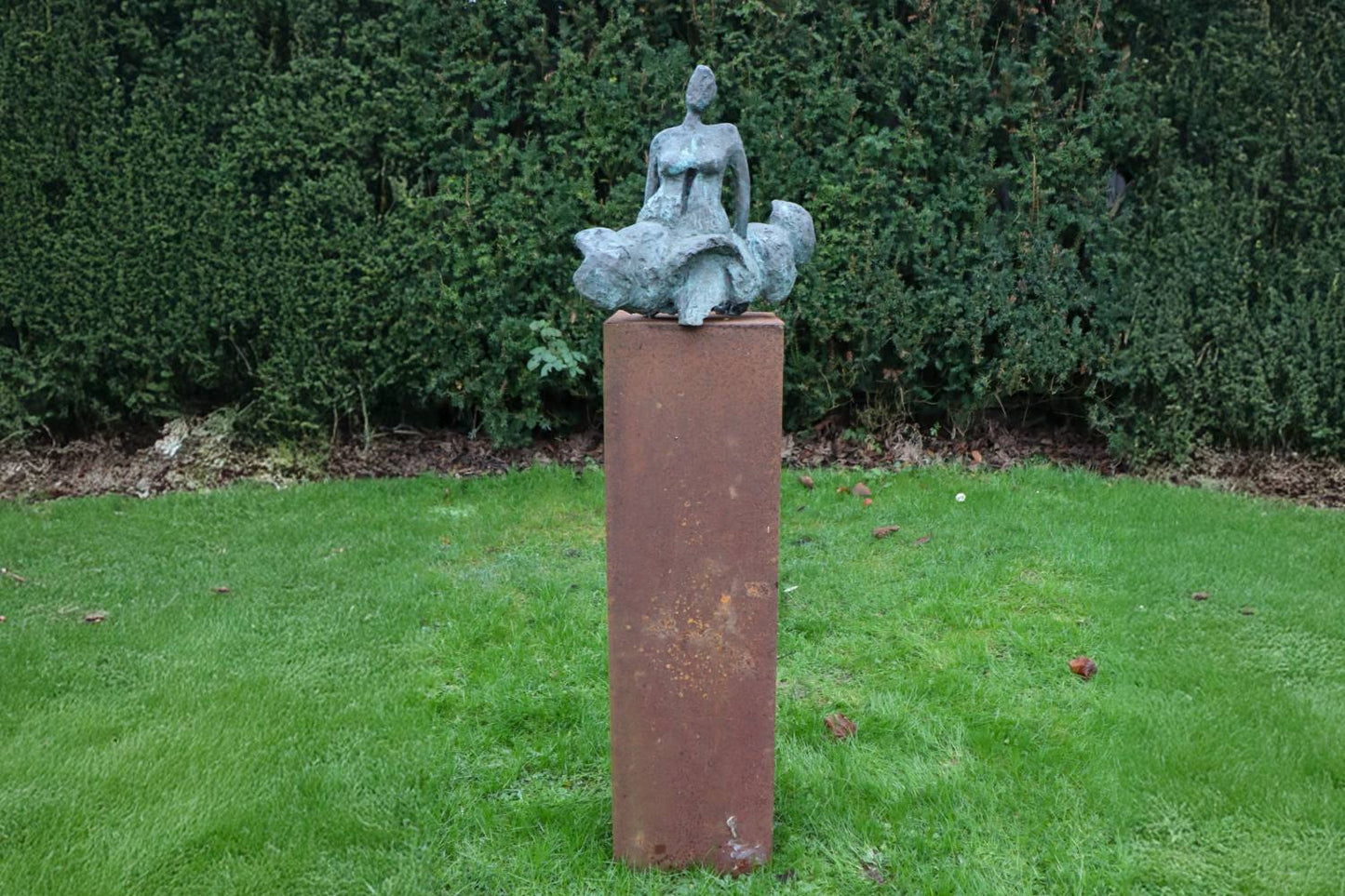 Duurzame corten staal sokkel voor buiten of binnen van R&A Buitenleven