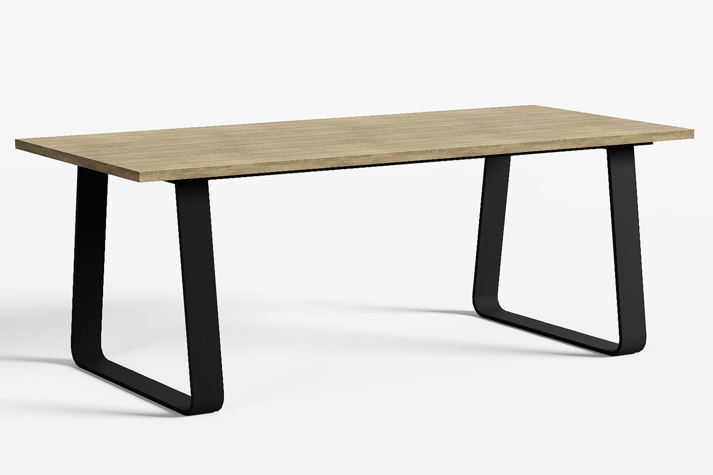 Tuin tafel, eettafel voor buiten, met een zwart stalen trapeziumline onderstel en houten blad. 